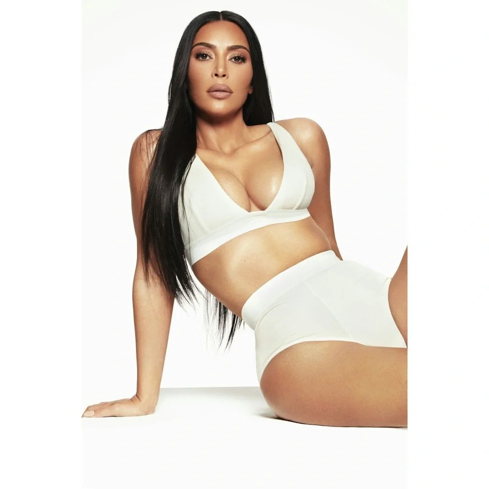 SKIMS Plunge Bralette Mineral Sage Green Small - Picture 4 of 11